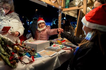 Dedek-Mraz-2023__7IV8216_manjse Large